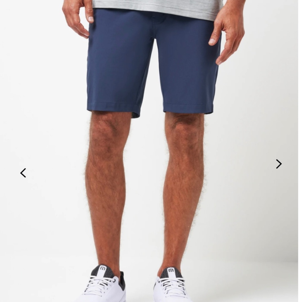 TravisMathew Tech Chino Short Dress Blues Size 36 NWT
